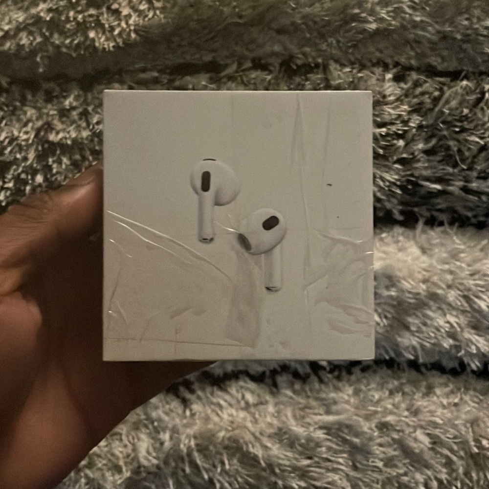 AirPods True